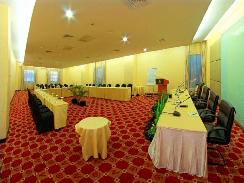 Grand Basko Hotel Padang  Dış mekan fotoğraf