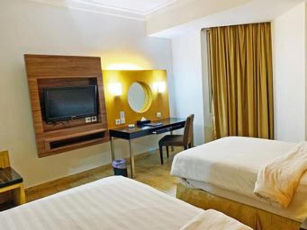 Grand Basko Hotel Padang  Dış mekan fotoğraf