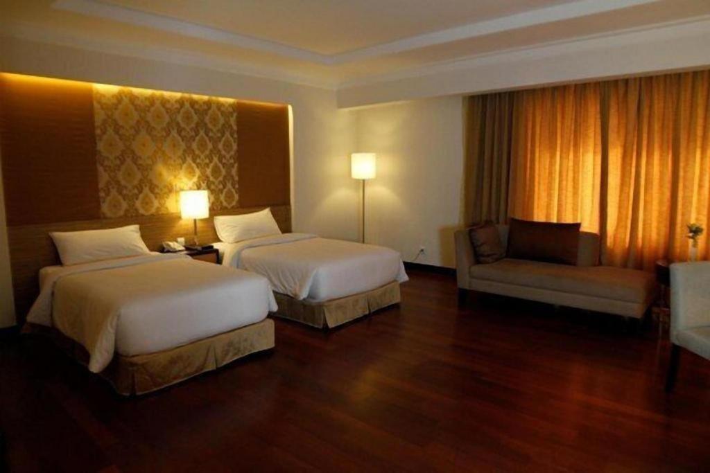 Grand Basko Hotel Padang  Dış mekan fotoğraf